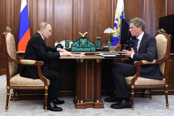 "Для семей с несколькими детьми НДФЛ опустится до 6%".&nbsp;Что обсудил Путин с главой ФНС