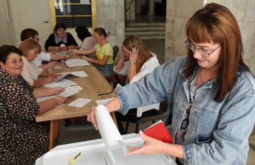 
                    Владимир Солодов одержал победу на выборах губернатора Камчатки с 62,97% голосов

        