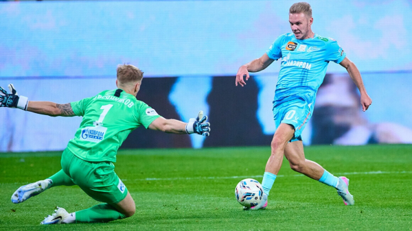 &laquo;Зенит&raquo; обыгрывает &laquo;Оренбург&raquo; со счетом 2:0 после первого тайма матча РПЛ