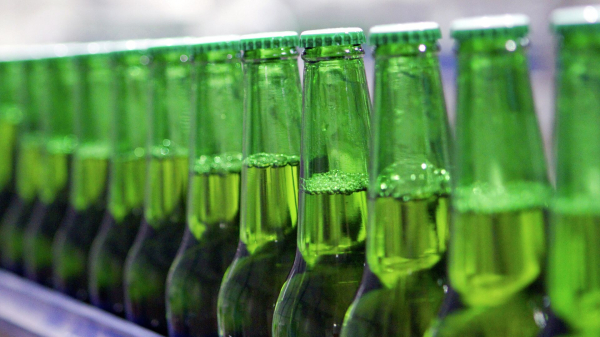 Компания AB InBev Efes получит новое коммерческое обозначение "Напитки Вместе"