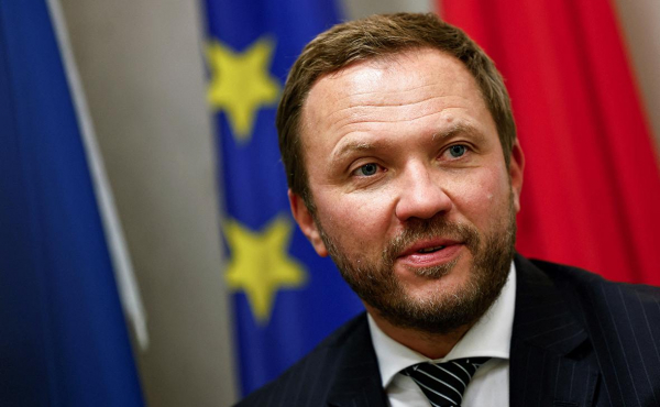 
                    Глава МИД Эстонии сравнил Европу со &laquo;старым жирным котом&raquo;
                
