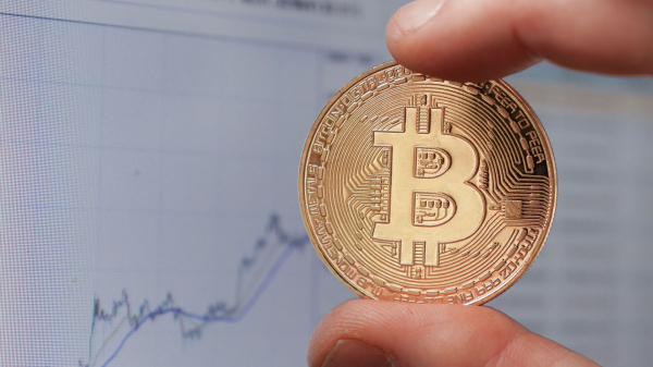 Стоимость биткоина опустилась ниже 95 тысяч долларов впервые с 6 мая