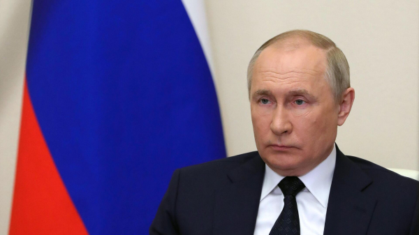 Путин поручил ВЭБу выработать нацстандарт государственно-частного взаимодействия