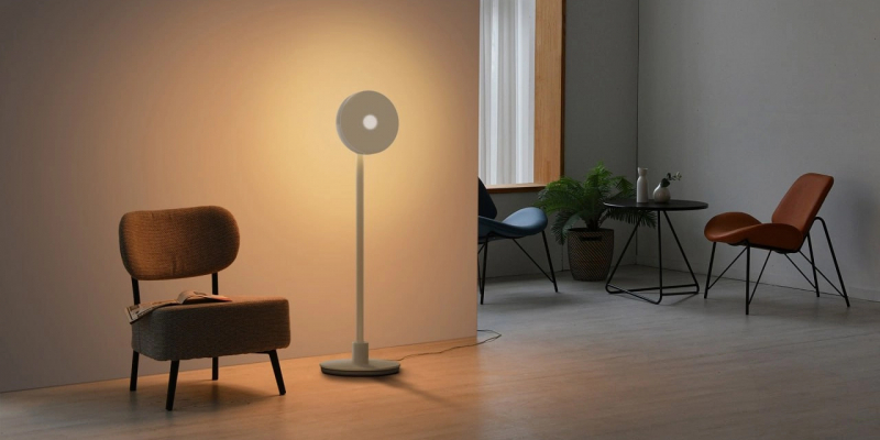 LG выпустила MoodMate &mdash; проектор со встроенными светильником и Bluetooth-колонкой
